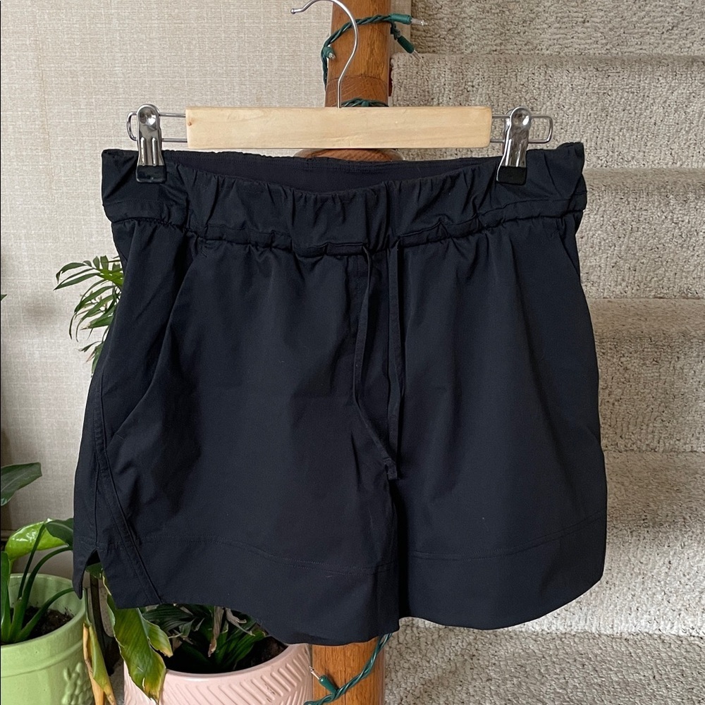 Lululemon Black Women's Athletic Shorts